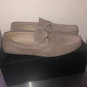 Kenneth Cole slip on loafers